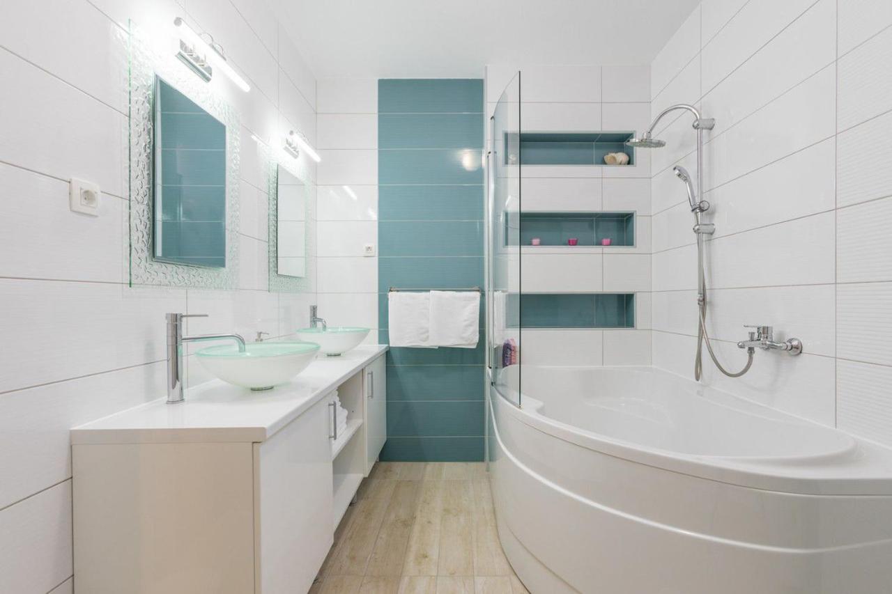 Lux Apartment Sandra Makarska Buitenkant foto